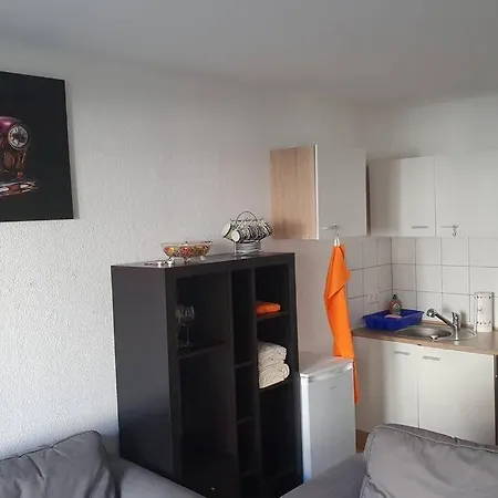 Schoenes Apartment Mit Balkon * Zentrumsnah* Lejlighed *